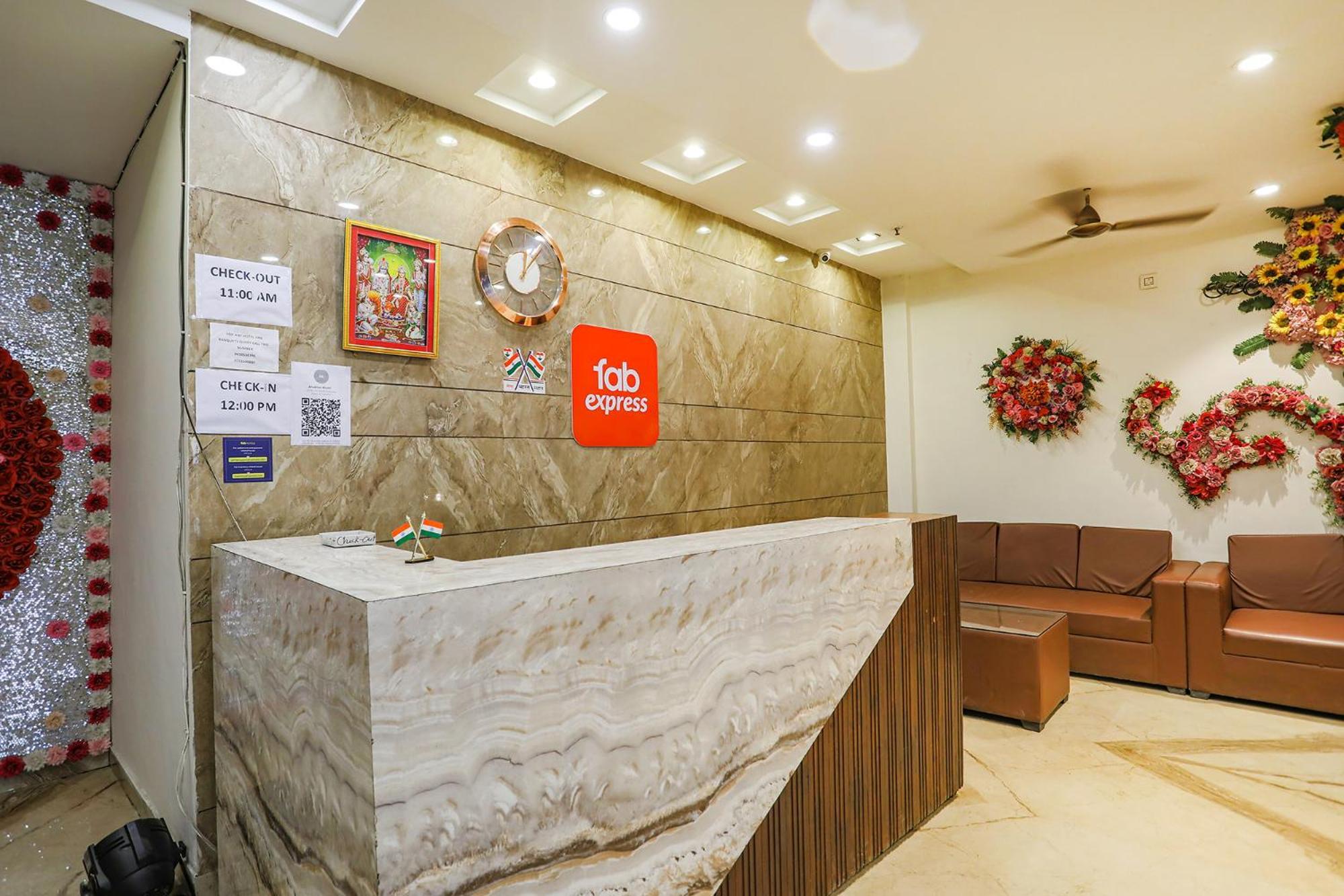Fabhotel Kinsfolk Ghaziabad Bagian luar foto